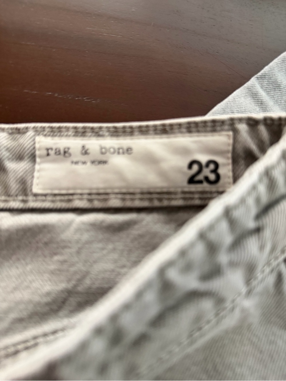 Rag & Bone Logan Mid Rise Wide Leg Jeans In Gray (J3) - Picture 4 of 6